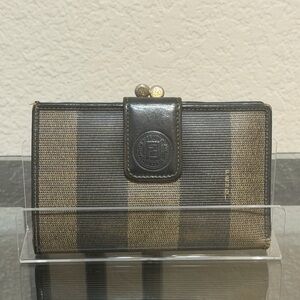 FENDI Pequin Kisslock Bifold Wallet